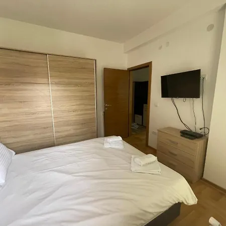 Apartment Duga Park Kragujevac